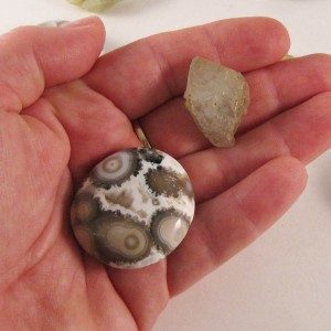 healing crystals pocket rocks ocean jasper